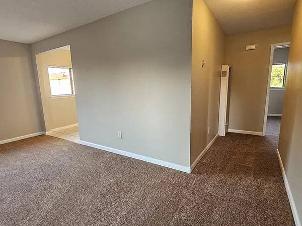 3BR/1BA Apartment on Pacific Ave · Alameda photo 5