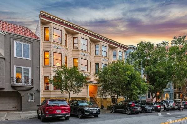 2BR/1BA Single Family House on Noe St Apt 6 · San Francisco photo 1