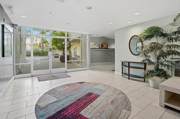 1BR/1BA Condo on N Pacific Ave · Santa Cruz photo 2