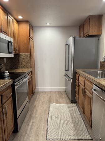2BR/2BA Condo on Buena Vista Drive · Fremont photo 4