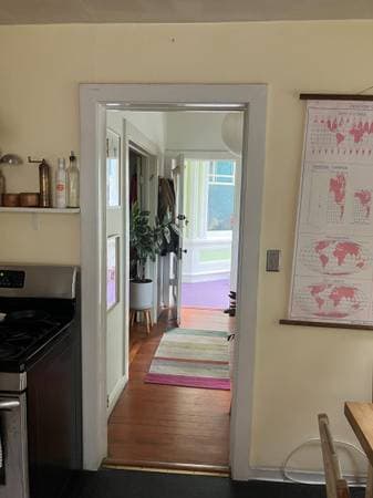 1BR/1BA Duplex · Oakland photo 4