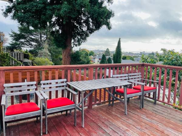 3BR/2BA Duplex · El Cerrito photo 1
