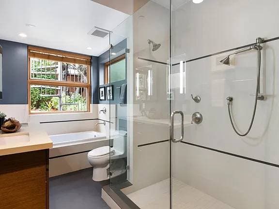 2BR/3BA Condo · San Francisco photo 2