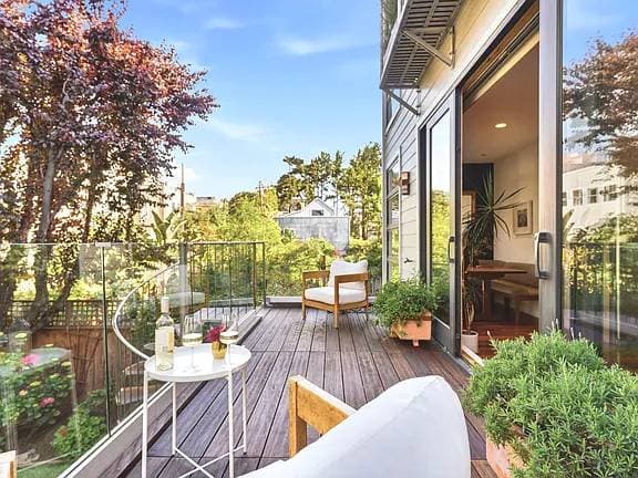 2BR/3BA Condo · San Francisco photo 3