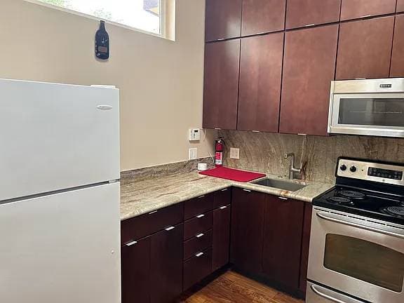 0BR/1BA In Law Adu · Atherton photo 1
