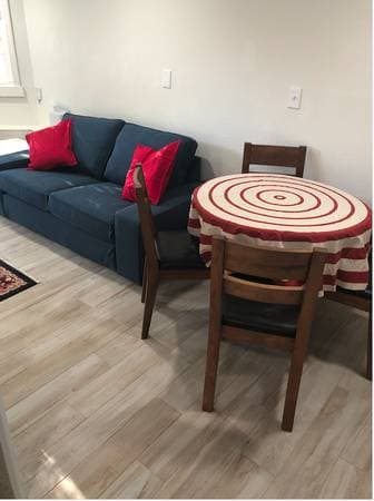 0BR/1BA Apartment on Milvia · Berkeley photo 4