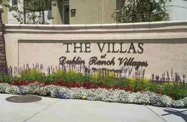2BR/3BA Apartment on Clarinbridge Circle · Dublin photo 1
