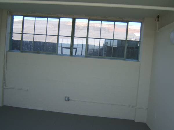 1BR/1BA Apartment on San Leandro Street · Oakland photo 4