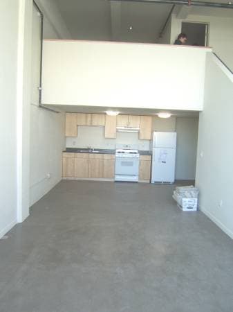 1BR/1BA Apartment on San Leandro Street · Oakland photo 5