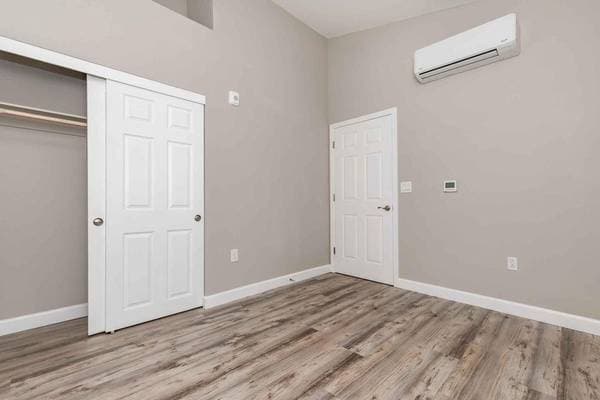2BR/2BA Apartment on Central Avenue · Fremont photo 4