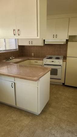 2BR/1BA Apartment on Poinciana · Santa Clara photo 1