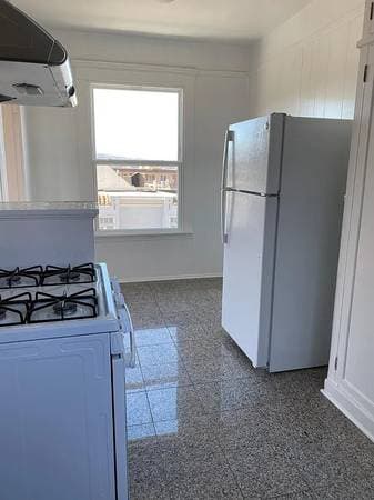 2BR/1BA Apartment · San Francisco photo 2