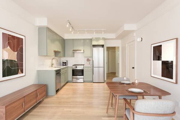 1BR/1BA Apartment on 21st Street · San Francisco photo 2