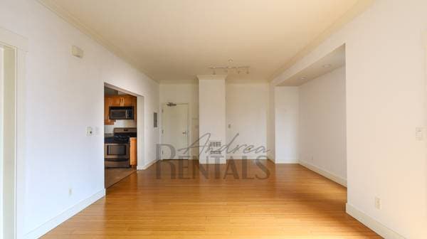 1BR/1BA Condo on 48th St · Oakland photo 2