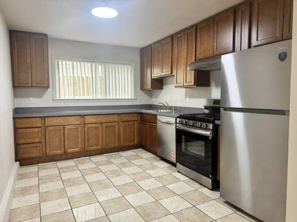 2BR/1BA Apartment · Oakland photo 1