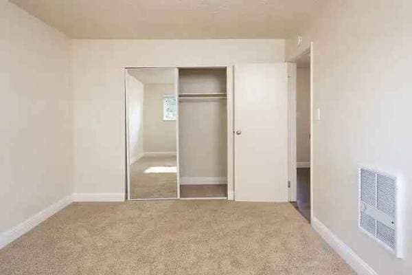 2BR/2BA Apartment · San Leandro photo 5