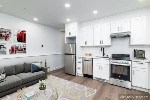 1BR/1BA Apartment on Bartlett · San Francisco photo 1