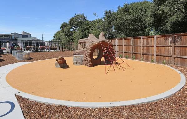 1BR/1BA Apartment on Baywood Drive · Petaluma photo 5