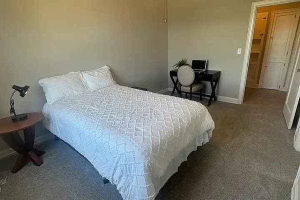 1BR/1BA Single Family House on Madison St · Oakland photo 2