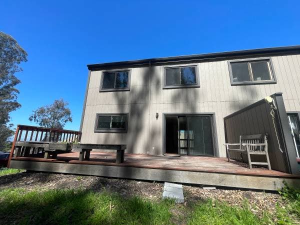 3BR/2BA Townhouse · El Cerrito photo 1