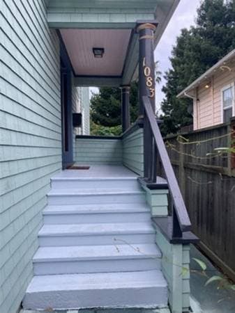 3BR/2BA Duplex · Emeryville photo 2