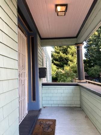 3BR/2BA Duplex · Emeryville photo 3