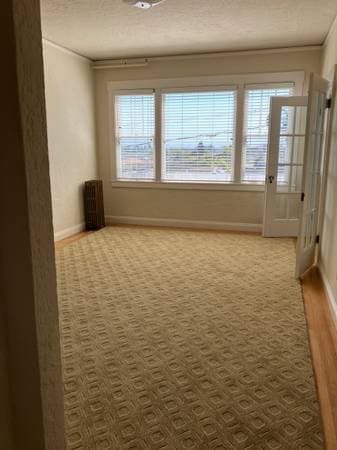 0BR/1BA Apartment · Oakland photo 2