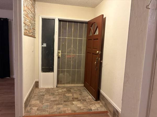 4BR/2BA Single Family House on Huntington Cir · Pittsburg photo 3
