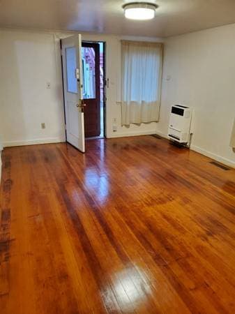 1BR/1BA Apartment · Jamaica photo 4
