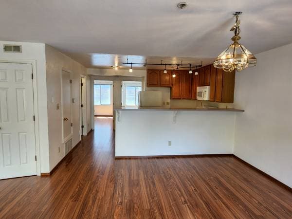 2BR/1BA Apartment on Sacramento St · San Francisco photo 5