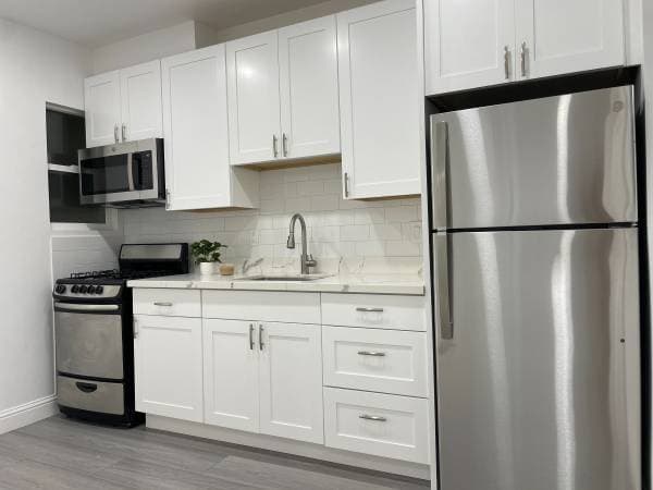 0BR/1BA Single Family House on 45th · San Francisco photo 2