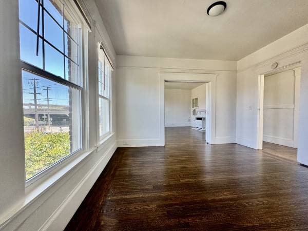 2BR/1BA Apartment on West Street · Oakland photo 4