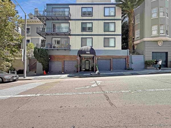 2BR/2BA Apartment · San Francisco photo 1