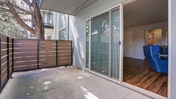 2BR/1BA Apartment · Fairfield photo 2