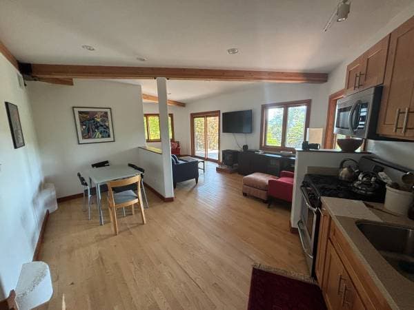 1BR/1BA Single Family House · Woodacre photo 1