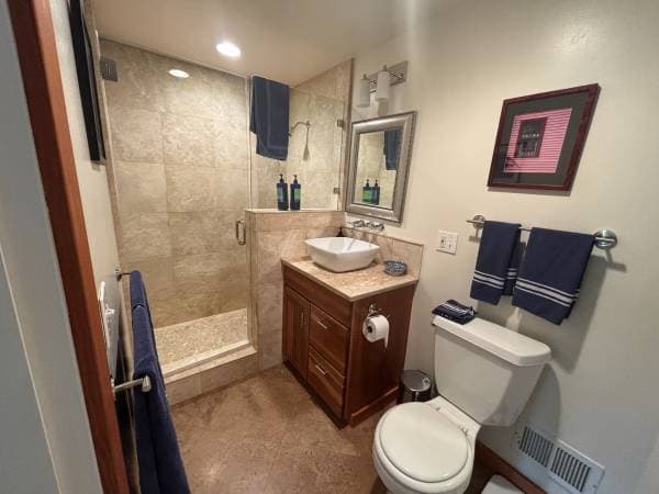 1BR/1BA Single Family House · Woodacre photo 5