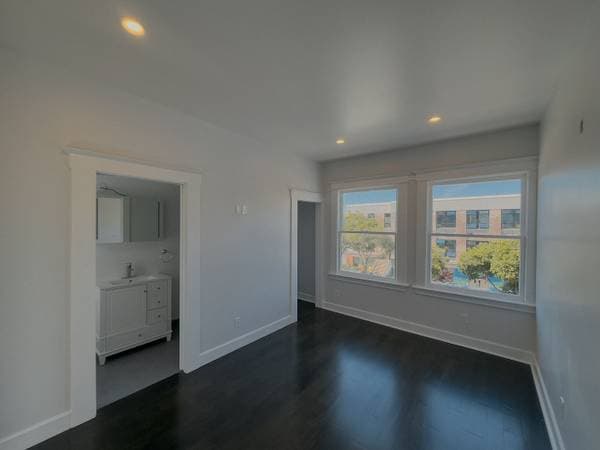 2BR/2BA Apartment · San Francisco photo 4