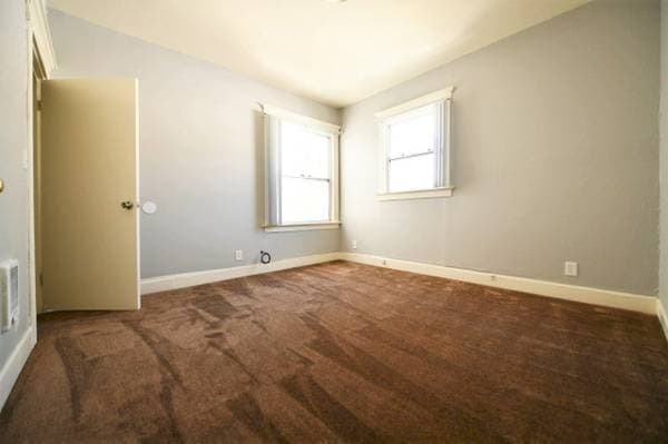 0BR/1BA Apartment on Harrison St · Oakland photo 5
