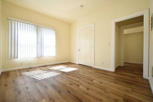 0BR/1BA Apartment on Harrison St · Oakland photo 3