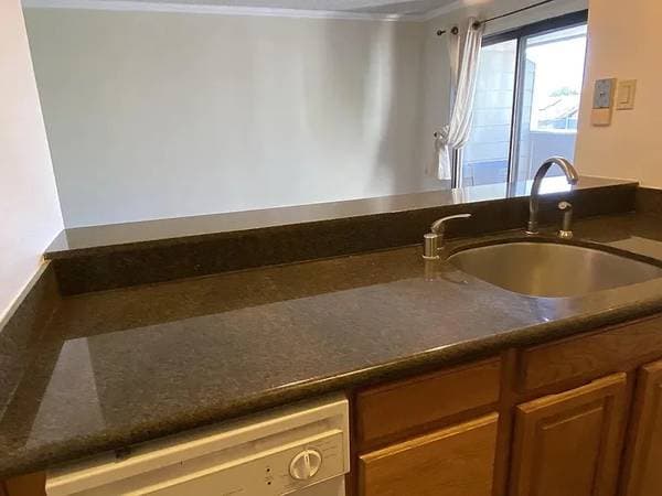 1BR/1BA Condo on Stonegate Cir · San Jose photo 4