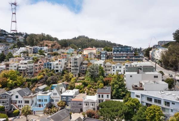 1BR/1BA Single Family House on Mars St · San Francisco photo 2