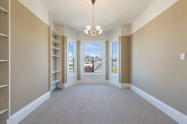 2BR/1BA Flat on Whitney Street · San Francisco photo 5