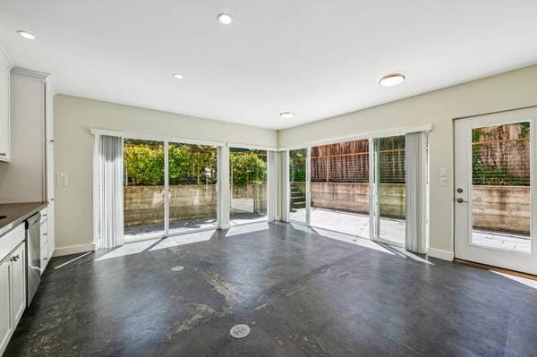 3BR/2BA Apartment · Berkeley photo 2