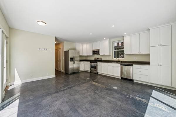 3BR/2BA Apartment · Berkeley photo 4