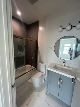 2BR/2BA Apartment on Geary Blvd · San Francisco photo 1