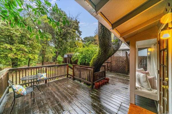1BR/1BA Single Family House on Strawberry Dr · Santa Rosa photo 3