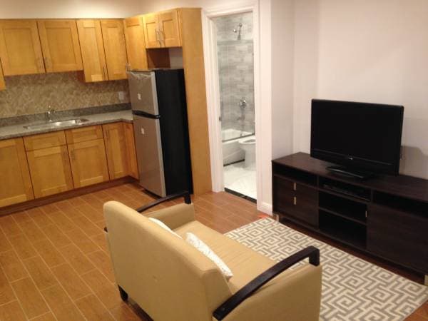 2BR/1BA In Law Adu · San Francisco photo 1