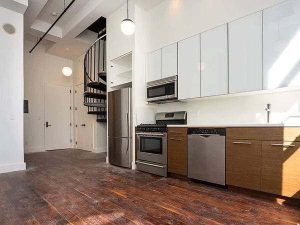 1BR/1BA Loft on S 4th St · Brooklyn photo 1