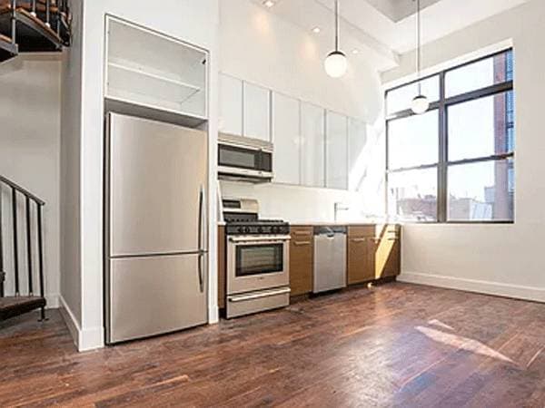 1BR/1BA Loft on S 4th St · Brooklyn photo 2