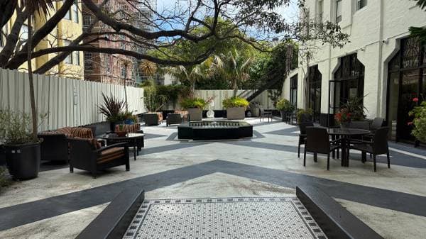 0BR/1BA Condo on O'Farrell Street · San Francisco photo 2